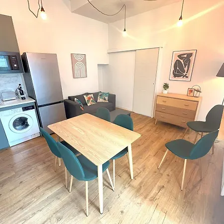 Lägenhet T3 Renove En Plein Centre Rennais